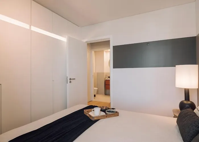 Gias - 2 Bedrooms And Pool In Avenidas Novas