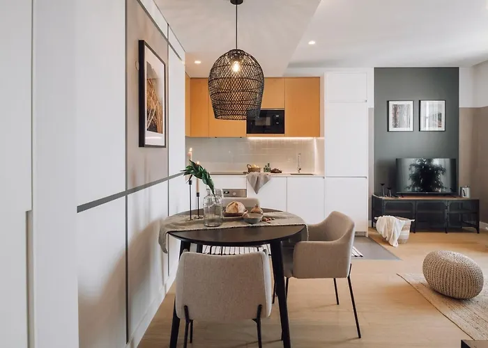 Appartement Gias - 2 Bedrooms And Pool In Avenidas Novas Lisboa